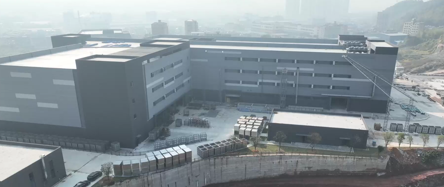 福建松溪經(jīng)濟(jì)開發(fā)區(qū)東園新型紡織專業(yè)園標(biāo)準(zhǔn)化廠房項目一期已完工，準(zhǔn)備驗收